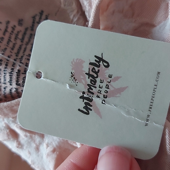 Free People Intimately Mercury Seamless Cami Top Champagne - Picture 6 of 7